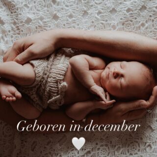 • Geboren in december • 

Jongens: Aiden, Gijs, Reda, Job, Yanniek, Anton, Hamza, Zain, Toby, Lars, Senn, Zaid, Lowen, Rio, Dean en Aamer.

Meisjes: Emmeline, Malita, Nola, Soliana, Eliana Lydia, Hannah, Lovi, Loa, Leonor, Liya, Sofie, Jule, Jynthe, Mae, Julie, Neriah en ⭐️
.
.
.
.
.
#geborenindecember #bevalling #geboreninveldhoven  #decemberbaby #geboorte