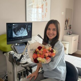 Hoera 🎊 Onze collega Tess heeft haar echodiploma behaald! Op naar veel mooie echo-momenten 💛
